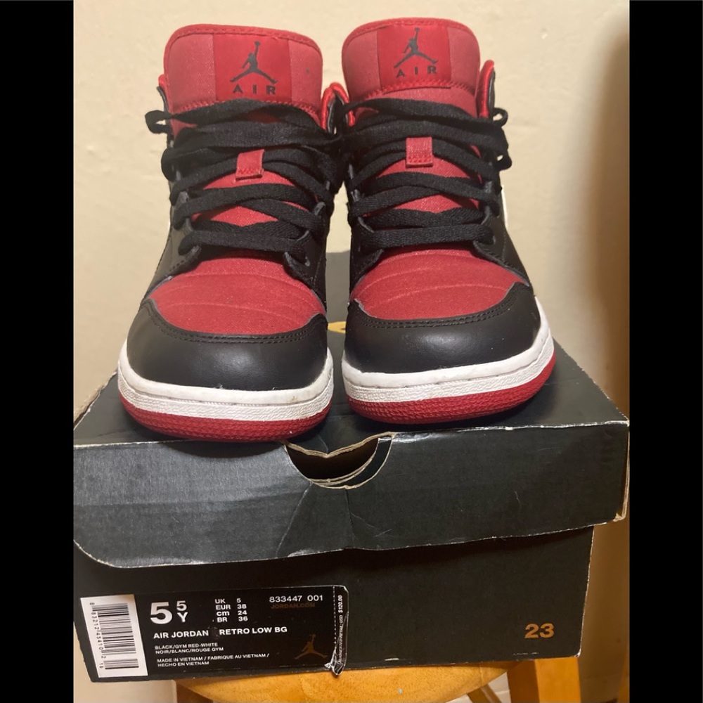 JORDAN RETRO 1